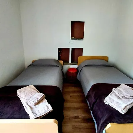 Refugi Del Esquirol Villa Sobremunt